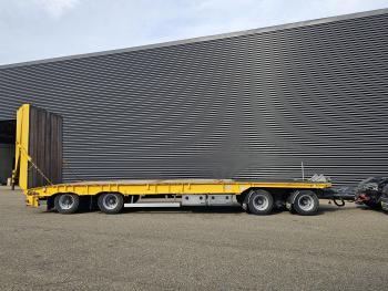 DIEPLADER / OPRIJ - MACHINE TRANSPORT 4 AXLE
